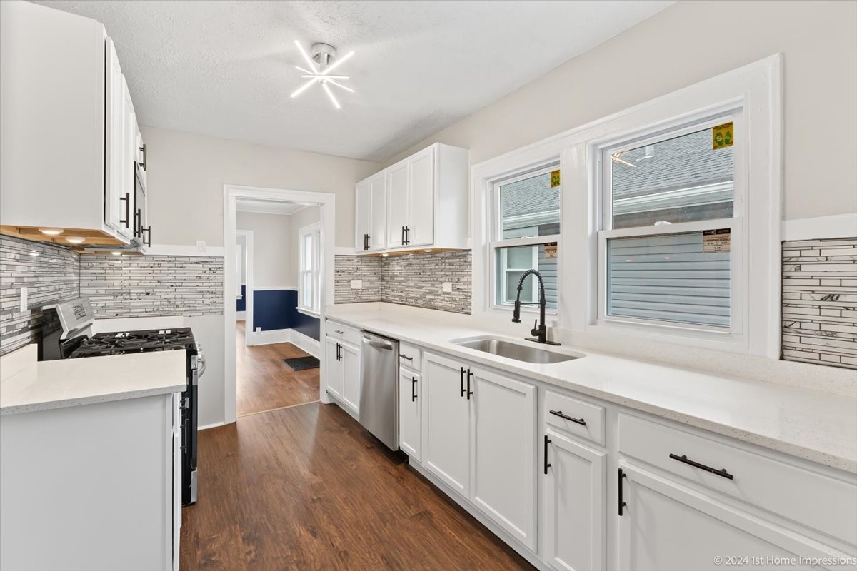 1606 St Charles Road Maywood, IL 60153 - Photo 9 of 29 Gallery Image 9