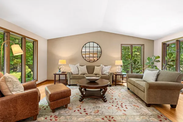 $864,900 | 4331 Pittco Road, Green Bay, WI 54313