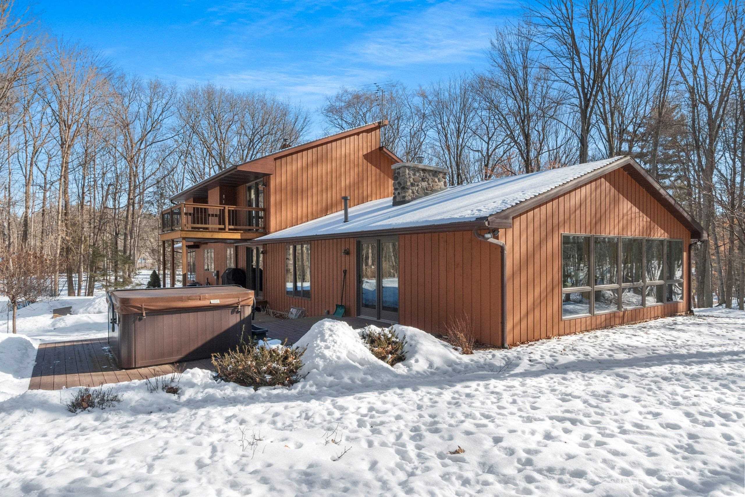 4331 Pittco Road Green Bay, WI 54313 - Photo 3 of 86