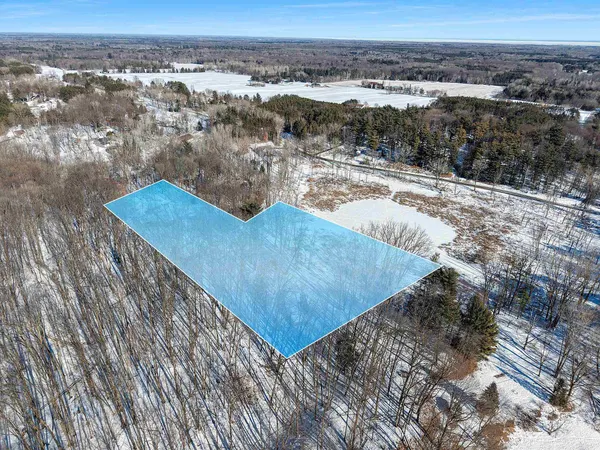 $864,900 | 4331 Pittco Road, Green Bay, WI 54313