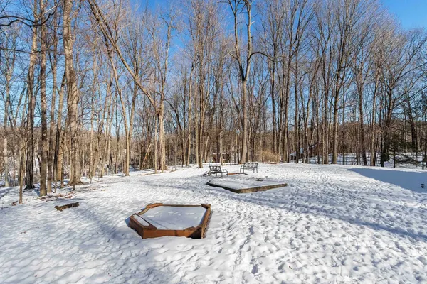 $864,900 | 4331 Pittco Road, Green Bay, WI 54313