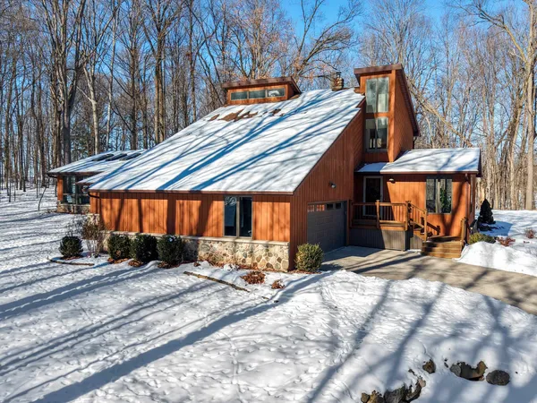 $864,900 | 4331 Pittco Road, Green Bay, WI 54313