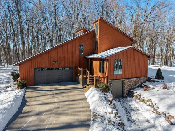 $864,900 | 4331 Pittco Road, Green Bay, WI 54313