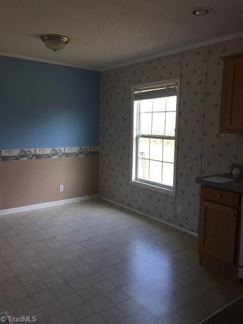781 Daniel Road Denton, NC 27239 - Photo 3 of 8