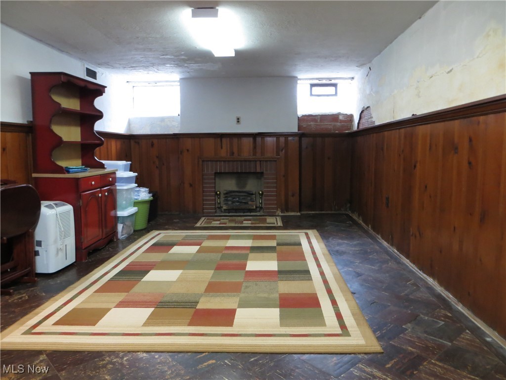 4651 Broadale Road Cleveland, OH 44109 - Photo 40 of 50 Gallery Image 40