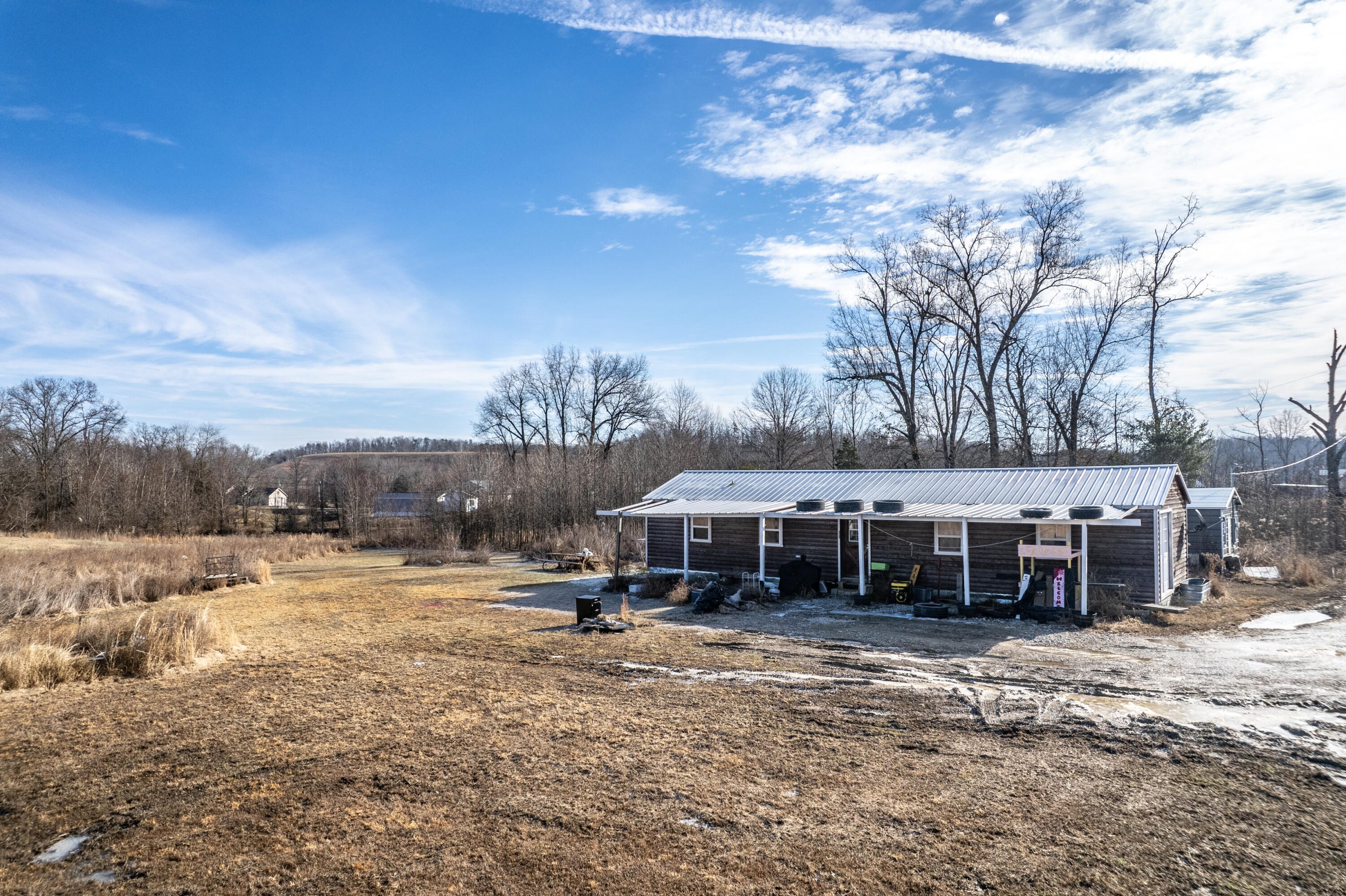 6835 Levee Road Jeffersonville, KY 40337 - Photo 2 of 29 DJI_0004