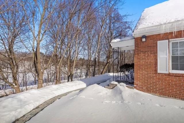 $550,000 | 39 Charlesbank Road, Unit 39, Newton, MA 02458