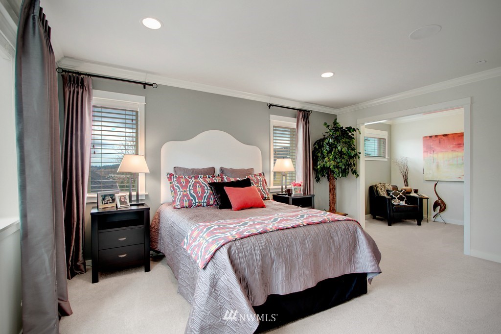 12114 Northeast 174th Street Bothell, WA 98011 - Photo 11 of 16 Gallery Image 11
