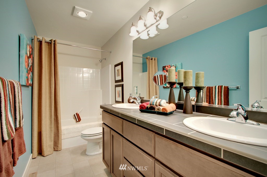 12114 Northeast 174th Street Bothell, WA 98011 - Photo 15 of 16 Gallery Image 15