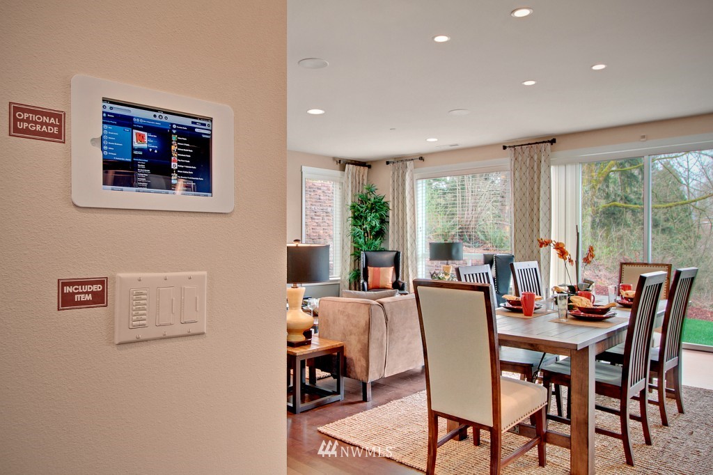 12114 Northeast 174th Street Bothell, WA 98011 - Photo 6 of 16 Gallery Image 6