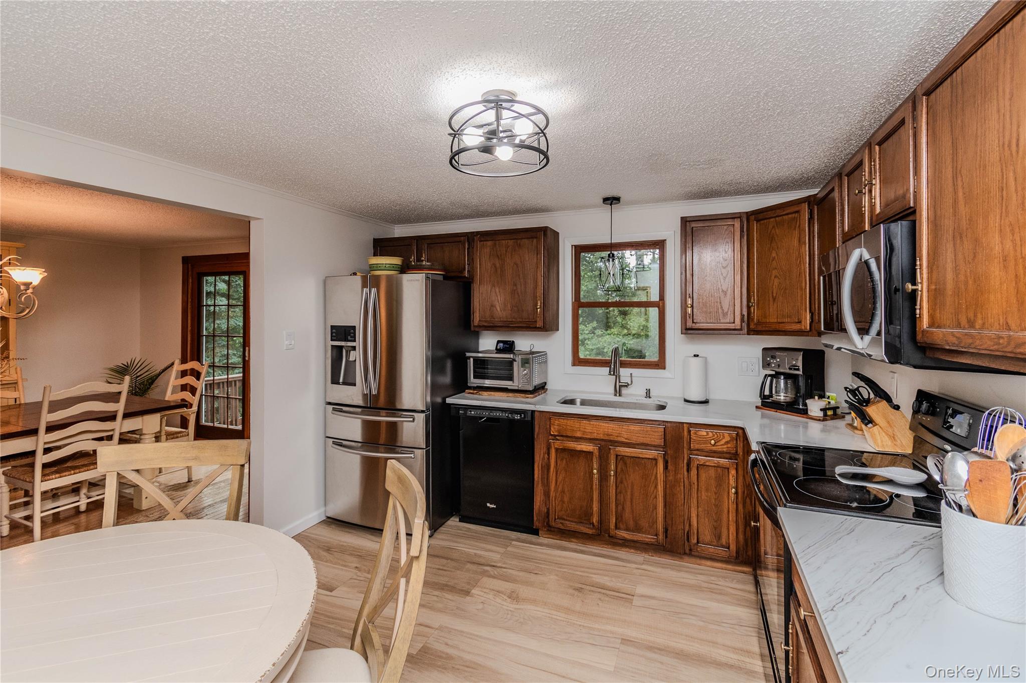 7 Colleen Lane Wallkill, NY 12589 - Photo 9 of 49