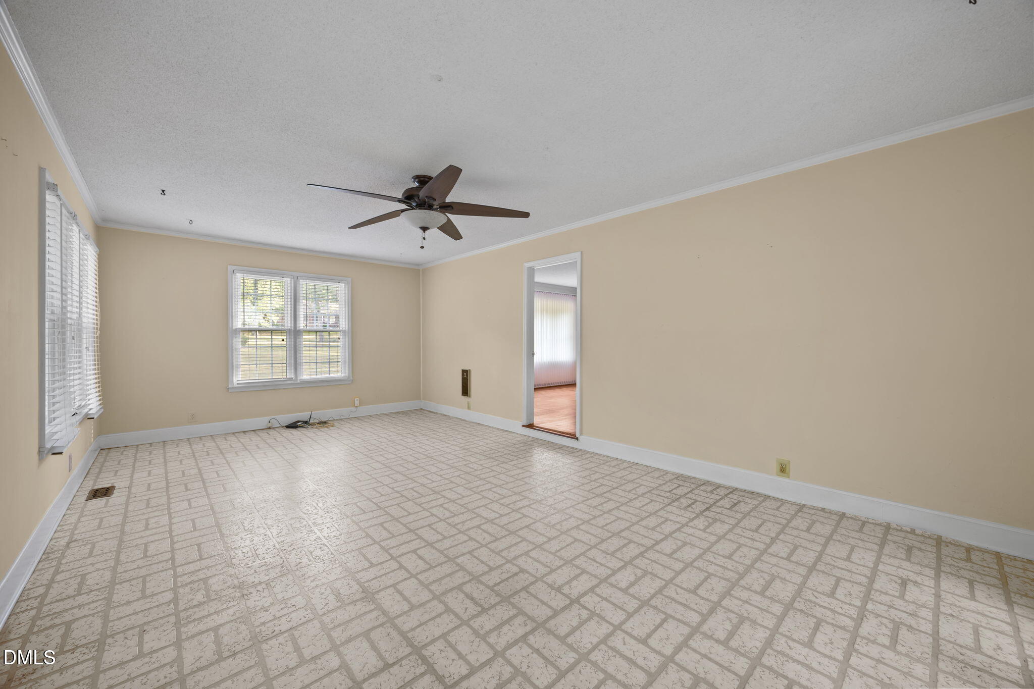 228 Hunters Ridge Road Henderson, NC 27537 - Photo 13 of 46