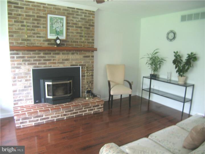 110 Lewisville Road Lincoln University, PA 19352 - Photo 8 of 22 Family Room
