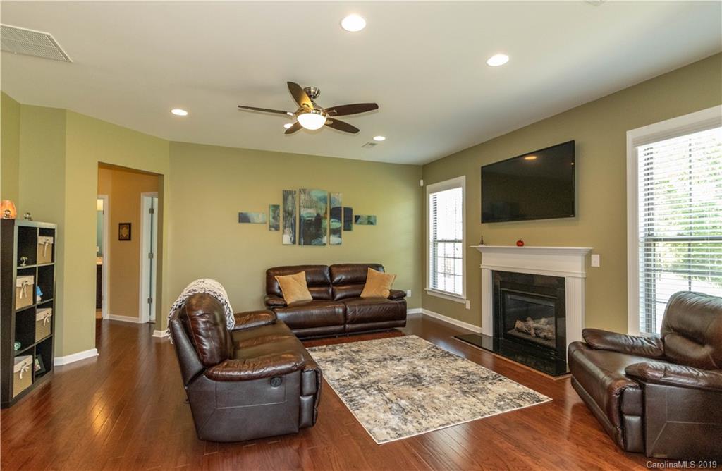 226 Hawks Creek Parkway, Unit 25 Fort Mill, SC 29708 - Photo 19 of 47 Gallery Image 19