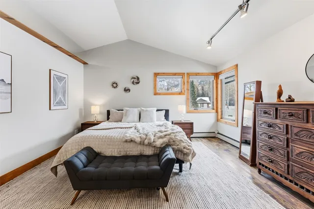 $4,200,000 | 1791-1793 Meadow Lane, Steamboat Springs, CO 80487