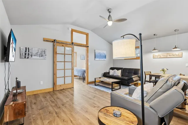 $4,200,000 | 1791-1793 Meadow Lane, Steamboat Springs, CO 80487