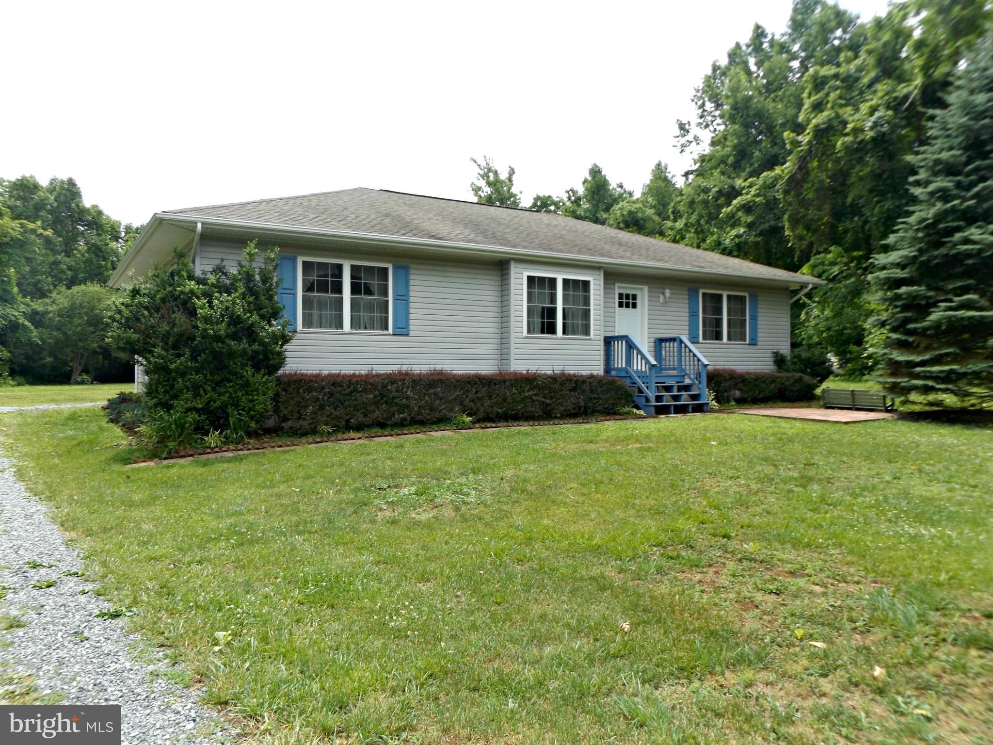 20444 Blue Ridge Mountain Road Paris, VA 20130 - Photo 1 of 28 Exterior (Front)