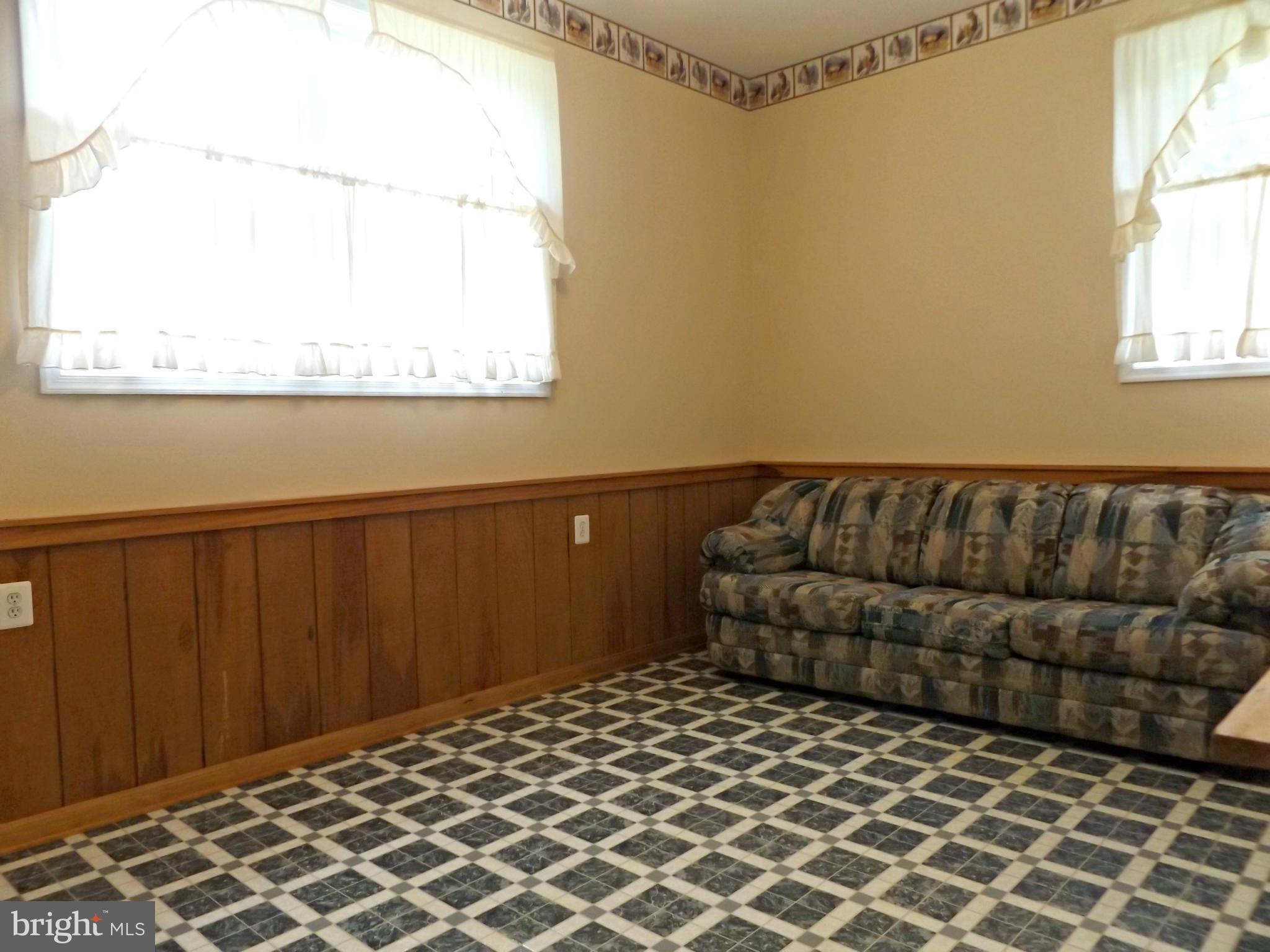 20444 Blue Ridge Mountain Road Paris, VA 20130 - Photo 15 of 28 Bonus Room