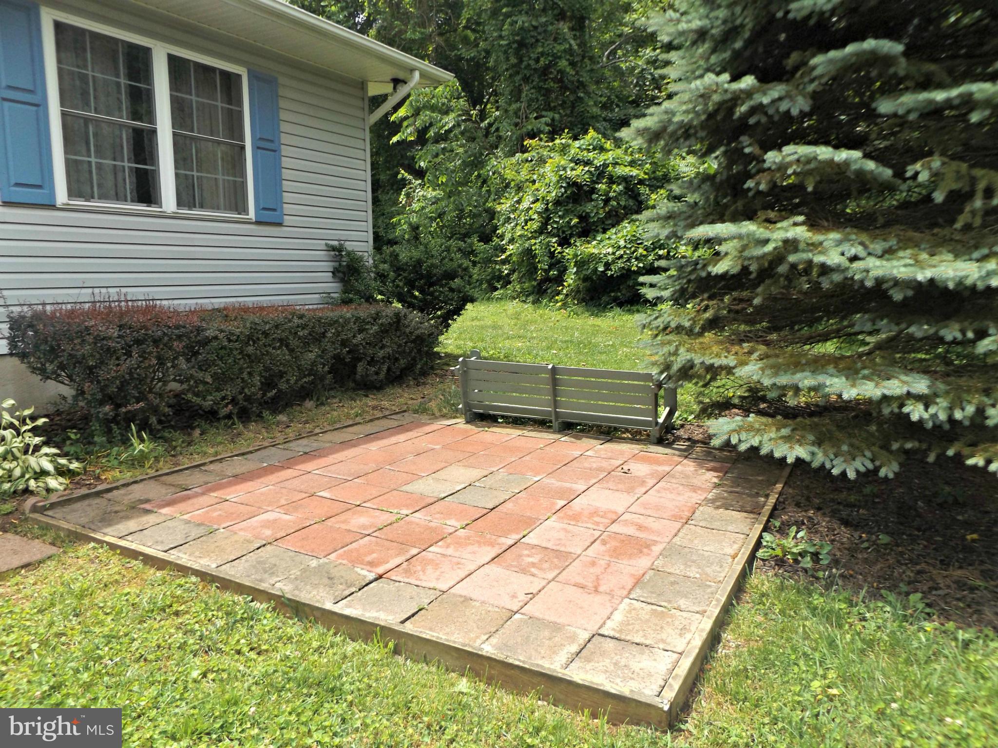20444 Blue Ridge Mountain Road Paris, VA 20130 - Photo 17 of 28 Patio