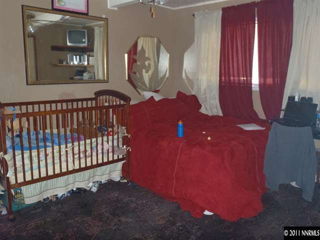 1801 Haddock Drive Reno, NV 89512 - Photo 7 of 10 a view of a interior of the house