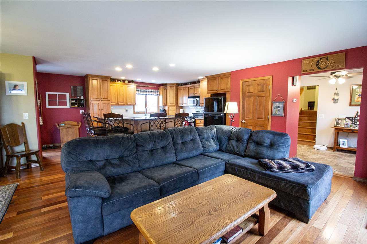 15210 Bueche Road Chesaning, MI 48616 - Photo 4 of 49 50069037-3.JPG