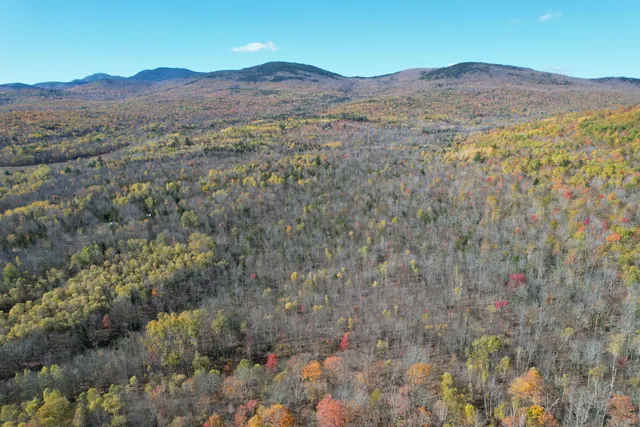 $55,000 | 3 Center Hill Road, Weld, ME 04285