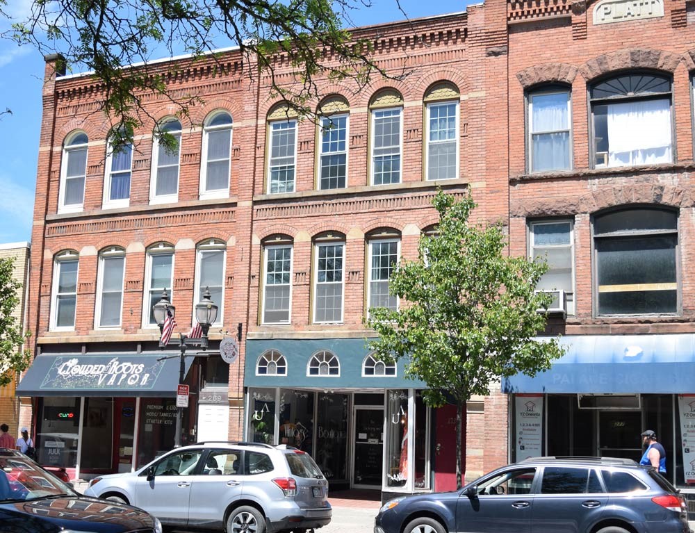 273-275 Main St  