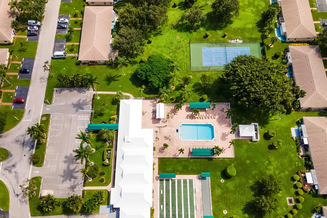 $2,450 | 8799 Bella Vista Drive, Boca Raton, FL 33433