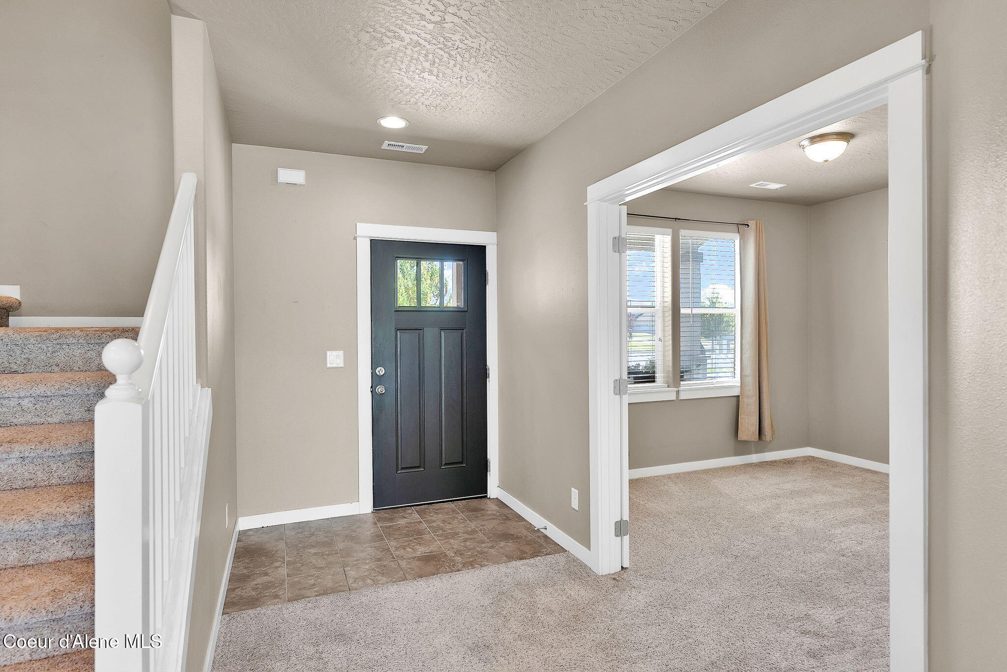 3423 East Hope Avenue Post Falls, ID 83854 - Photo 4 of 41 1-web-or-mls-SkyLight - DarrenM-06