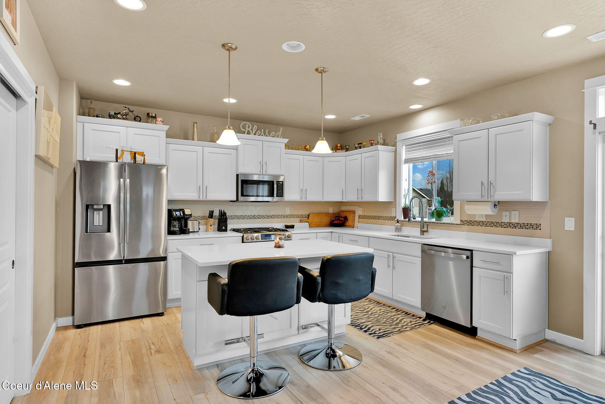 3423 East Hope Avenue Post Falls, ID 83854 - Photo 10 of 41 3-web-or-mls-SkyLight - Hope Ave Pt 2-2