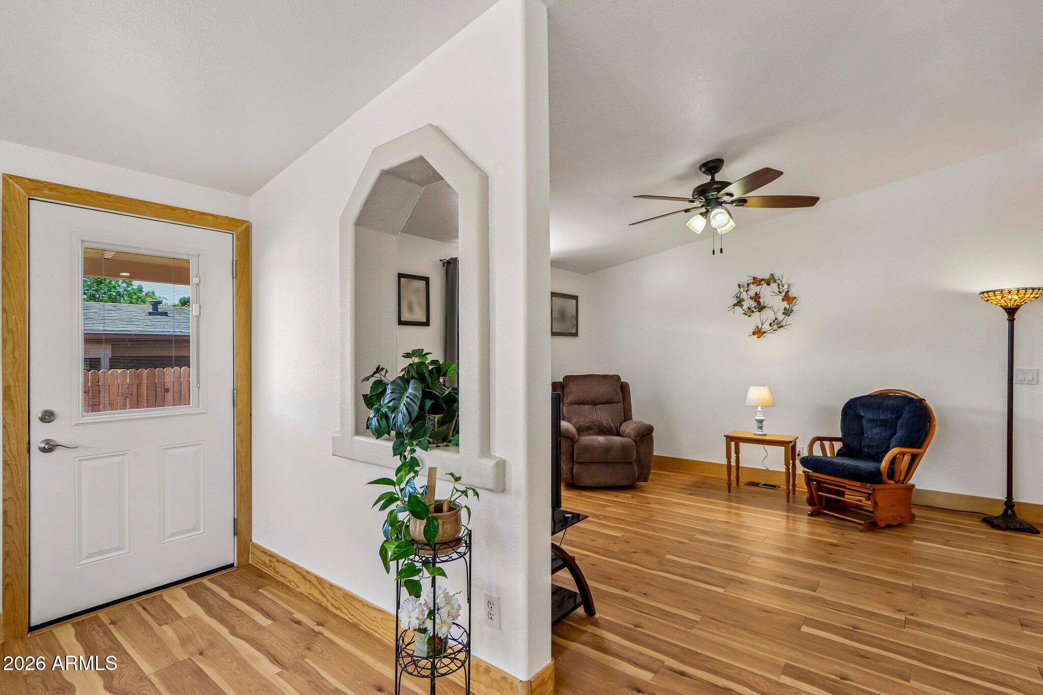 114 South Pinecrest Road Payson, AZ 85541 - Photo 4 of 40 a living room with furniture and wooden floor