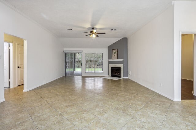 18617 Hiddenbay Way Spring, TX 77379 - Photo 5 of 25 Gallery Image 5