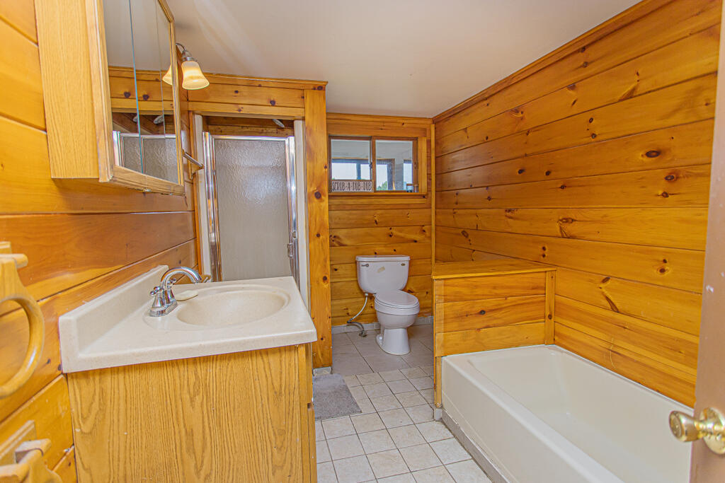711 Cape Cod Hill Road New Sharon, ME 04955 - Photo 22 of 33 photo-26