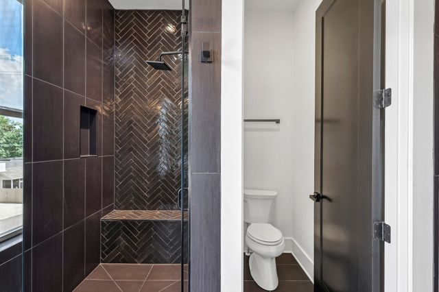 $1,140,000 | 136 42nd Avenue North, Nashville, TN 37209