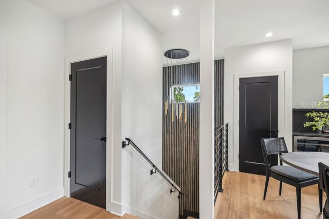 $1,140,000 | 136 42nd Avenue North, Nashville, TN 37209