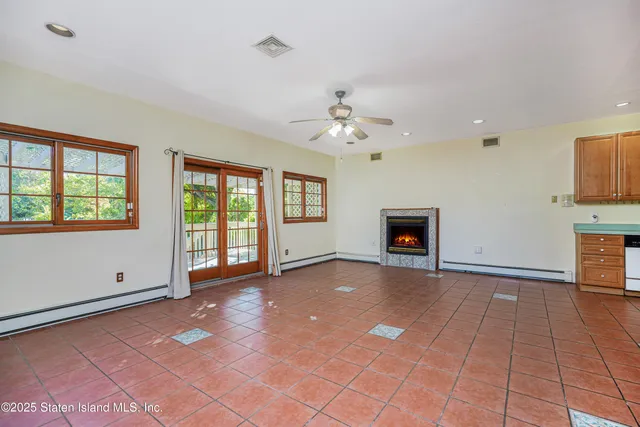 $975,000 | 89 Joline Avenue | Tottenville