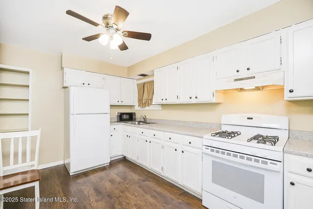 $975,000 | 89 Joline Avenue | Tottenville