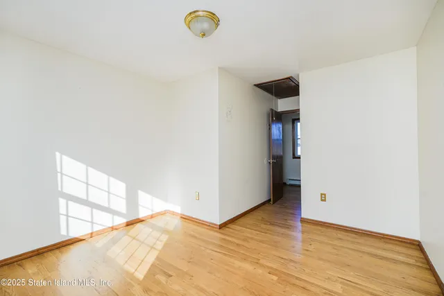 $975,000 | 89 Joline Avenue | Tottenville