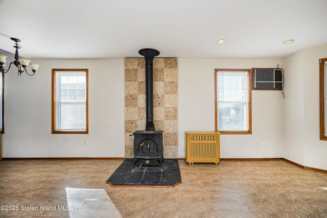 $975,000 | 89 Joline Avenue | Tottenville