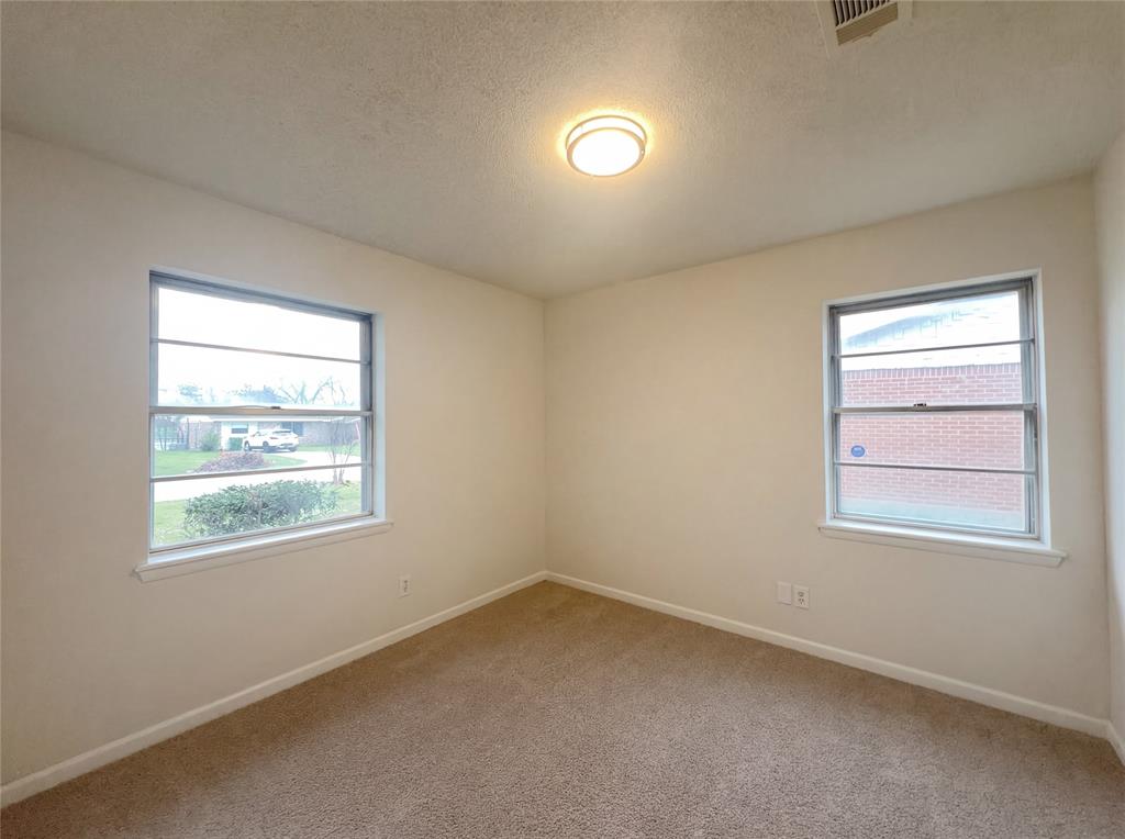 802 North Hughes Street Howe, TX 75459 - Photo 12 of 17