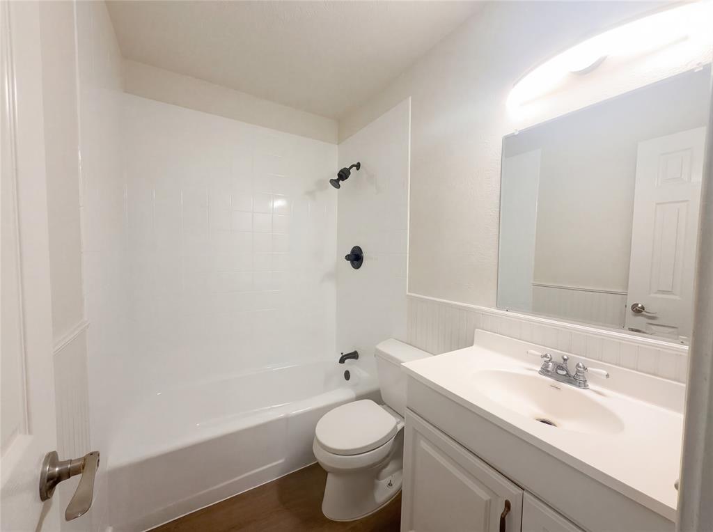 802 North Hughes Street Howe, TX 75459 - Photo 9 of 17