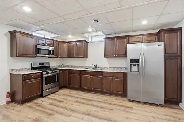 $649,900 | 1 Golden Pond Trail, Ogden, NY 14559