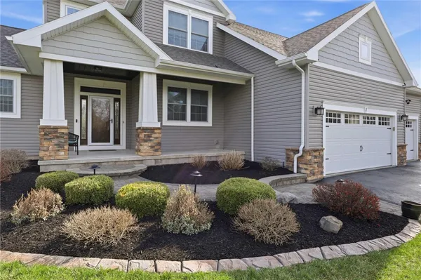 $649,900 | 1 Golden Pond Trail, Ogden, NY 14559