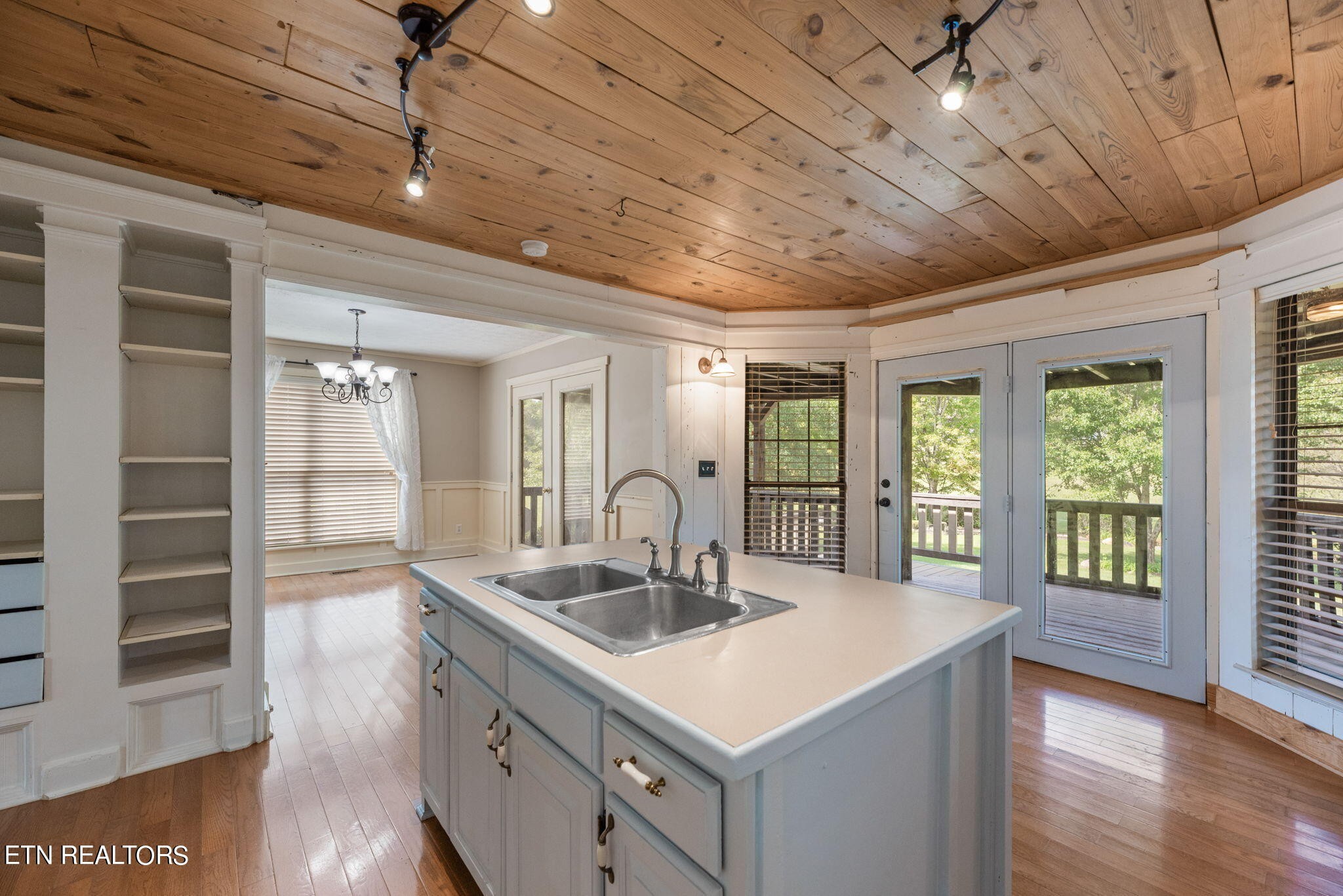 814 Little Valley Road Blaine, TN 37709 - Photo 11 of 44 Gallery Image 11