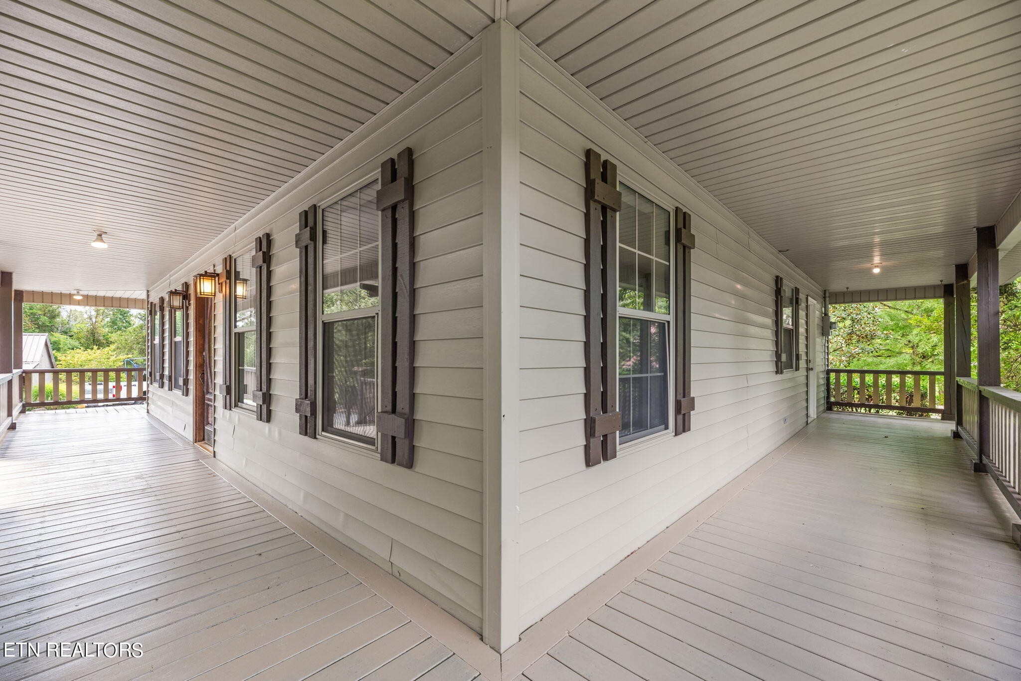 814 Little Valley Road Blaine, TN 37709 - Photo 4 of 44 Gallery Image 4