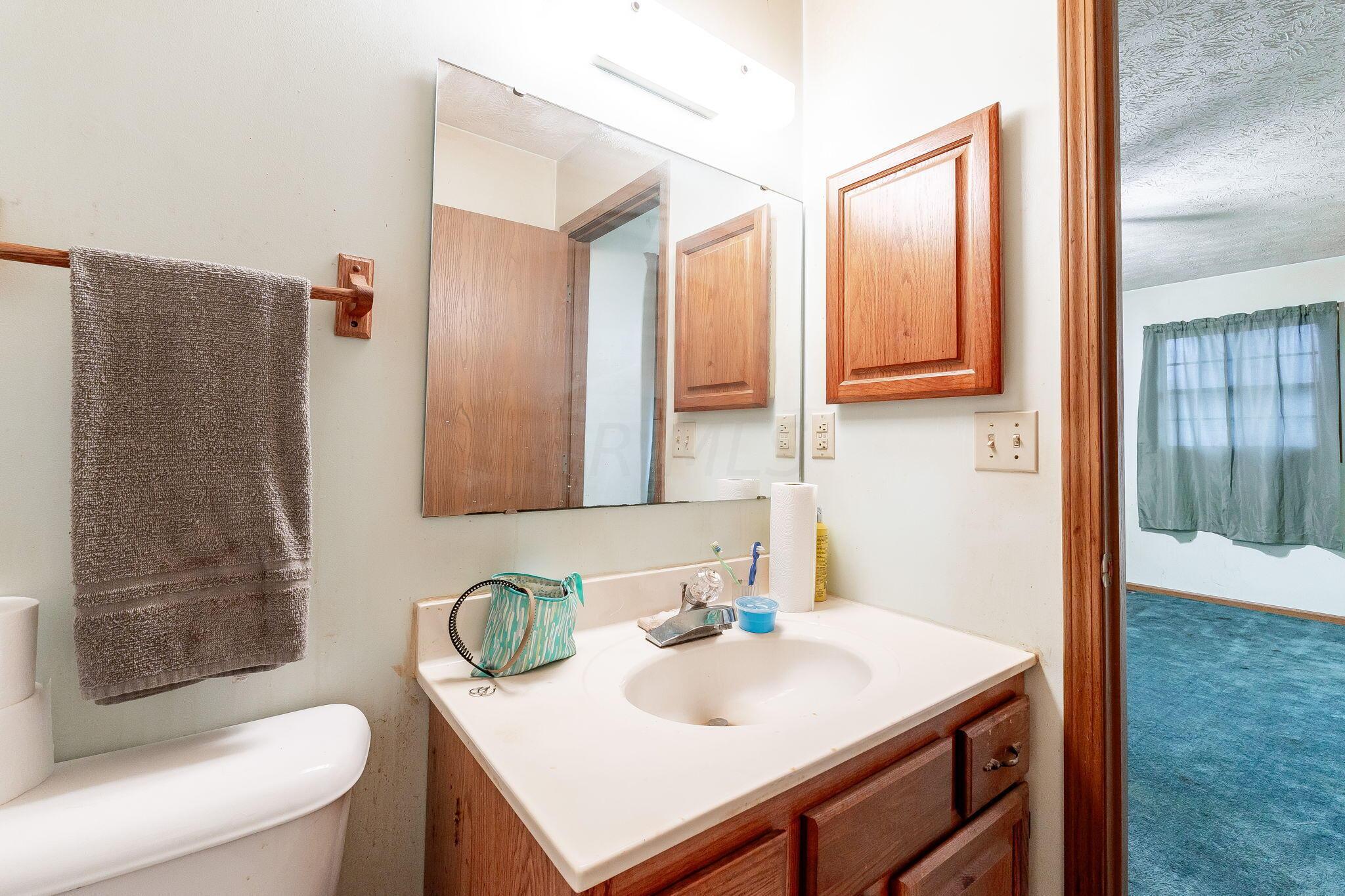 487 Meadow Lane Springfield, OH 45505 - Photo 35 of 58 487 Meadow Ln (Interior)-26