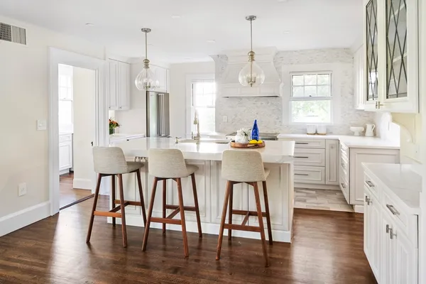 $3,290,000 | 27 Everett Avenue, Winchester, MA 01890
