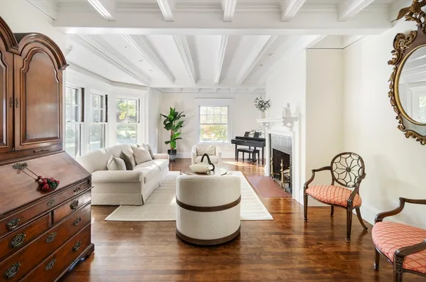 $3,290,000 | 27 Everett Avenue, Winchester, MA 01890