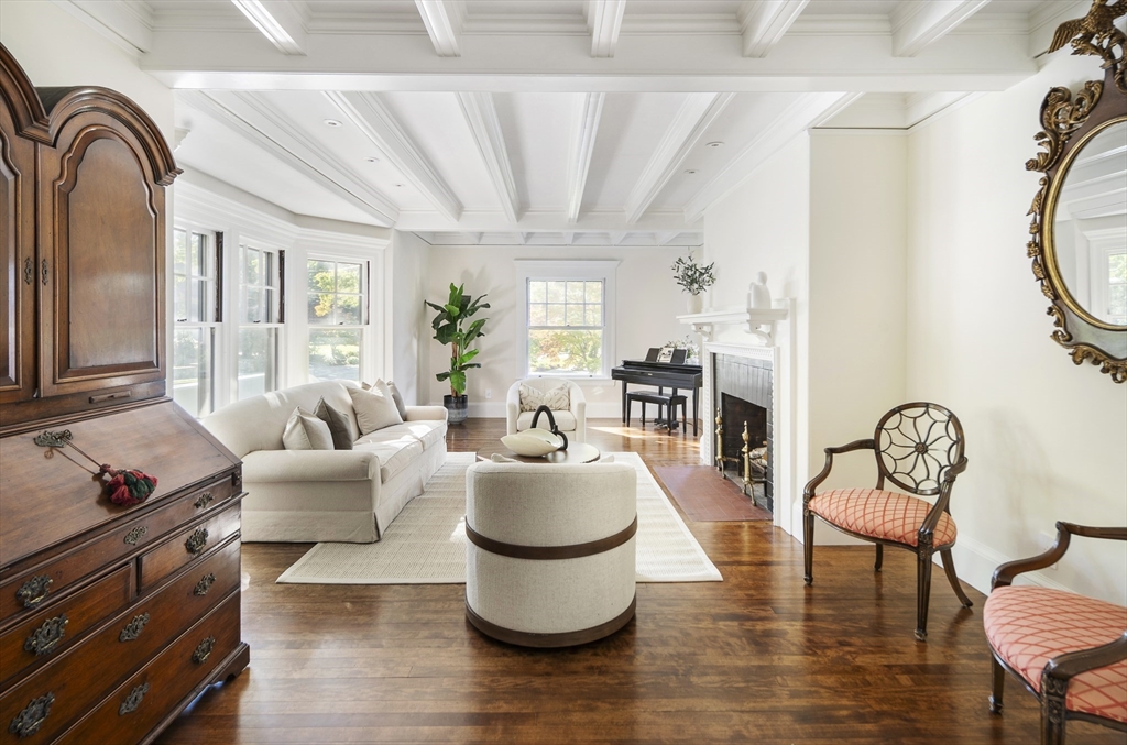 27 Everett Avenue Winchester, MA 01890 - Photo 12 of 39