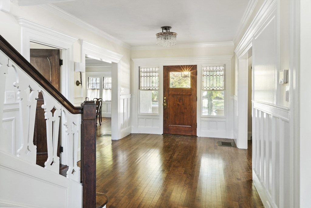27 Everett Avenue Winchester, MA 01890 - Photo 22 of 39